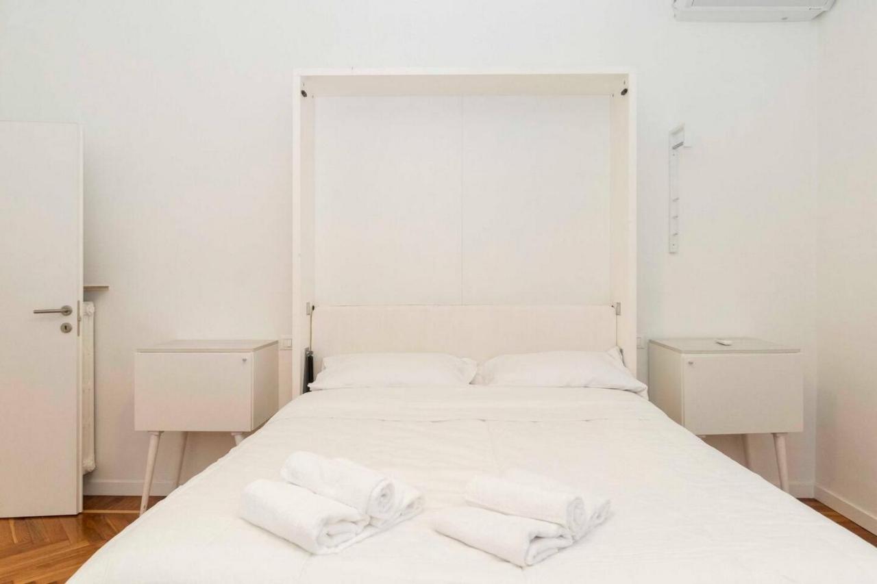 New! Cit Turin Elegant Apt With Parking Extérieur photo